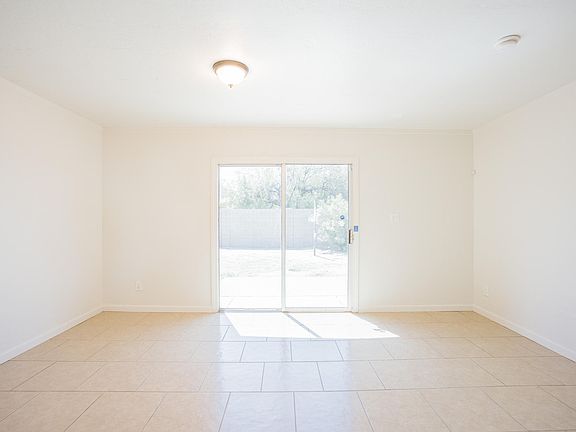 4th image of 7603 W Crittenden Ln