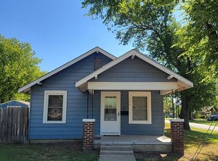 324 S Earl St, Independence, KS 67301