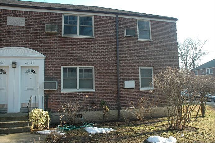 1st image of 25169 61st Ave