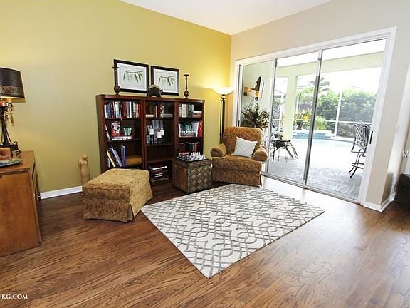 3rd image of 5004 Queen Palm Ter NE