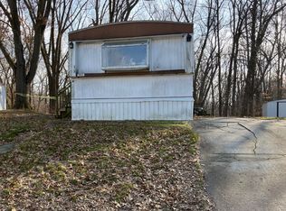 2779 Court 137, Brighton, MI 48114