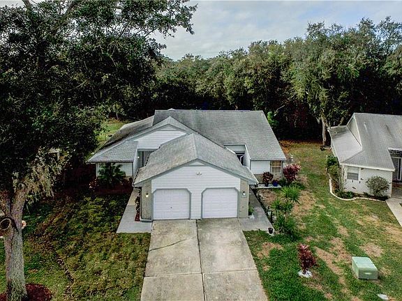 3rd image of 3174 Cloverplace Dr