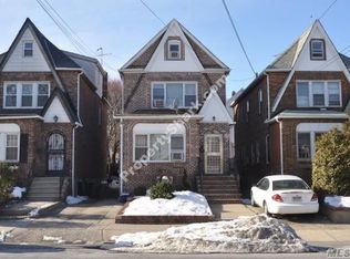 1606 149th St, Whitestone, NY 11357