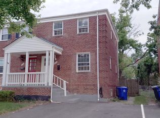 208 S Courthouse Rd, Arlington, VA 22204