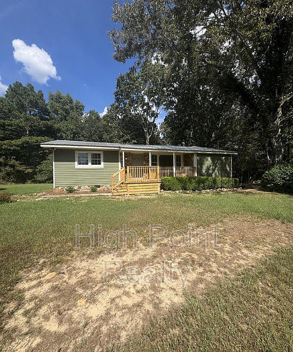 1st image of 255 Bailey Chapel Rd