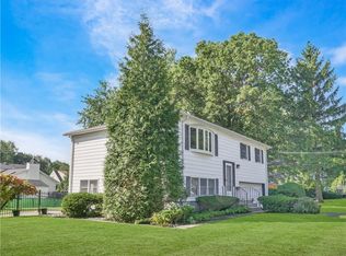 118 E Carroll St, Pearl River, NY 10965