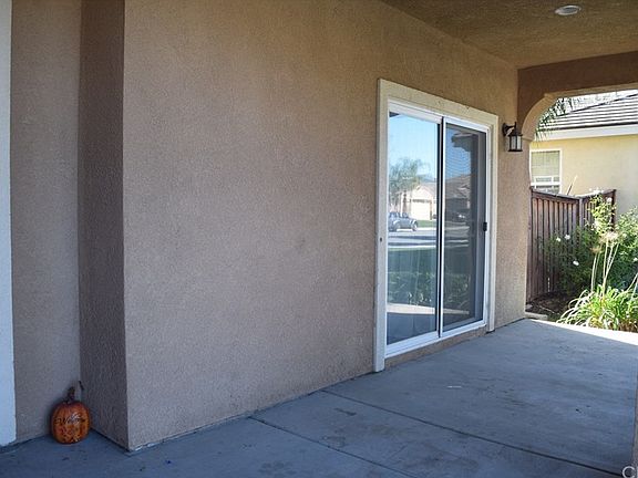 4th image of 2208 Finch Cir