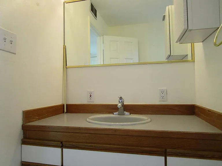 10714 Marietta St SW — Photo 25