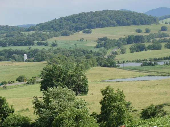 10436 John S Mosby Hwy, Paris, VA 20130