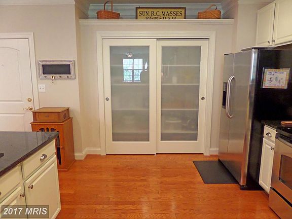 2nd image of 902 Macphail Woods Xing APT 2F