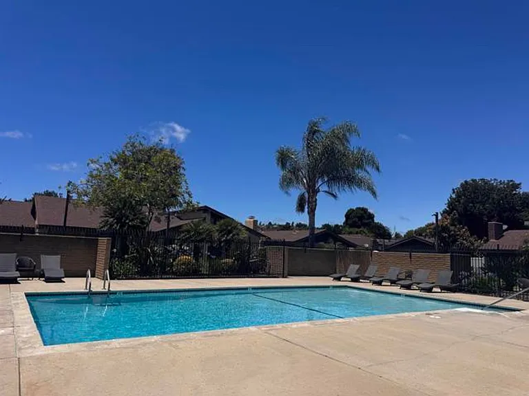 3451 Orchard Way — Photo 4