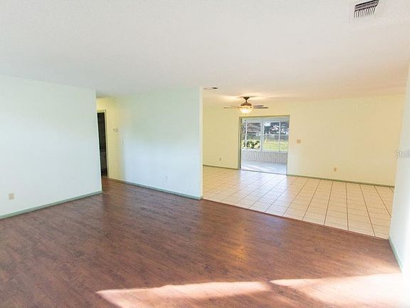 3rd image of 650 E Sanford St
