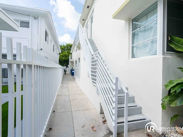 1007 Bay Dr #201 — Photo 11
