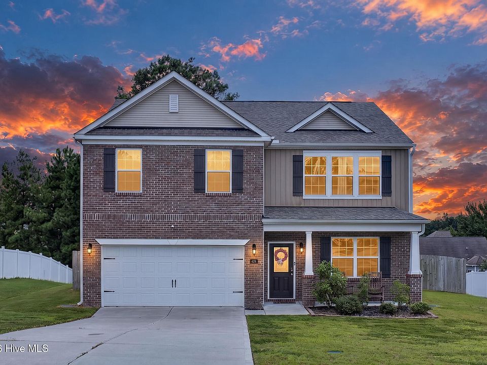 1st image of 424 Apricot Lane
