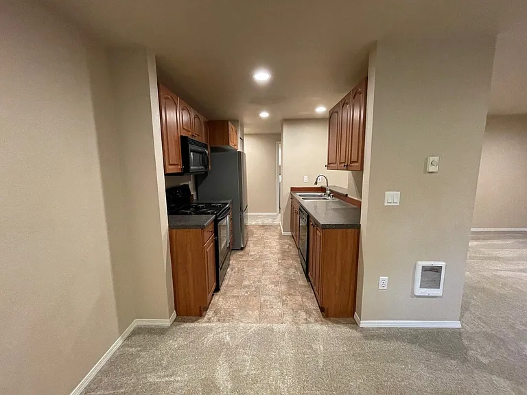 15433 Country Club Dr #A204 — Photo 12