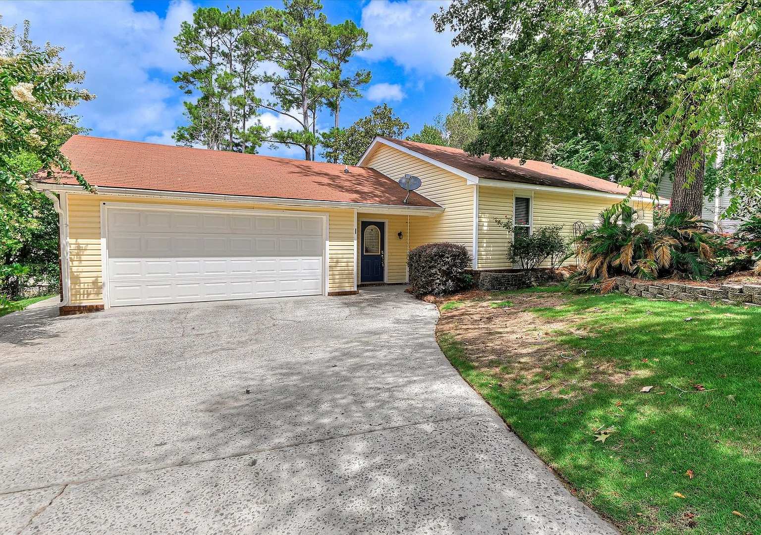 Home For Rent - 230 Ronstadt Drive Martinez, GA 30907 — Photo 1