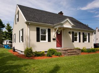53 Ocean View Ave, Swansea, MA 02777