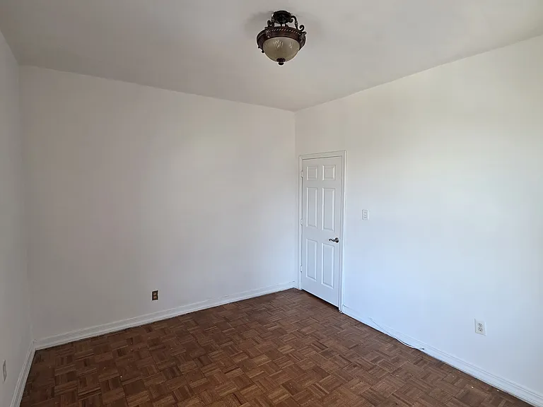 160 Wadsworth Ave #308 — Photo 8