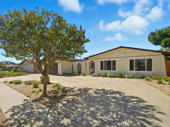 9416 Emerald Ave, Fontana, CA 92335