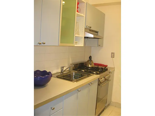 Rented by Douglas Elliman | media 31