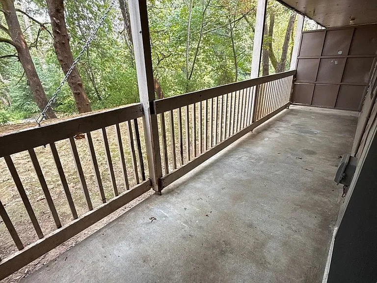 528 SW Levens St #4 — Photo 21