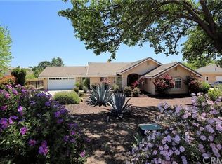 1308 Crown Way, Paso Robles, CA 93446