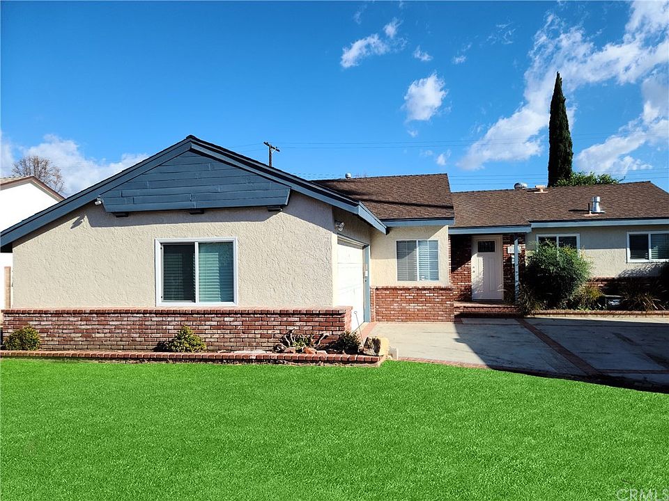 1st image of 8138 Kelvin Ave