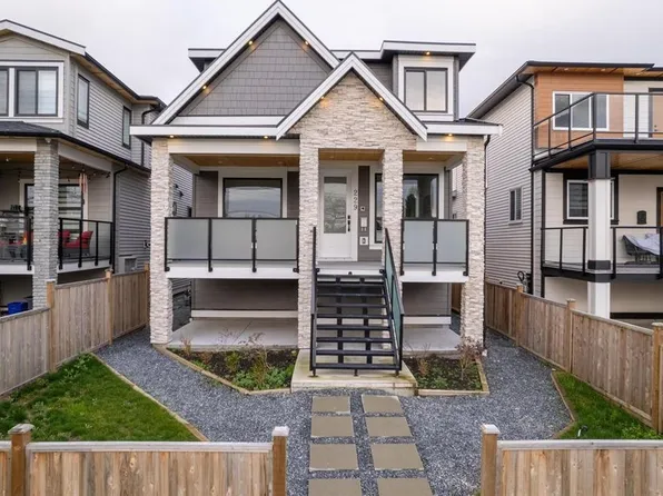 229 Jardine St, New Westminster, BC V3M 5M4