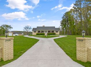 12229 Red Clay Rd, Apison, TN 37302