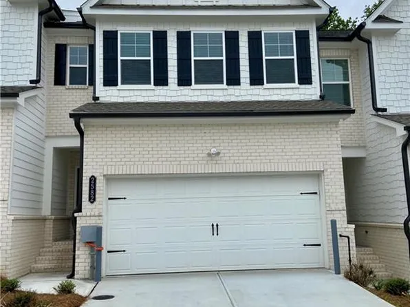 2582 Adventure Way, Doraville, GA 30360
