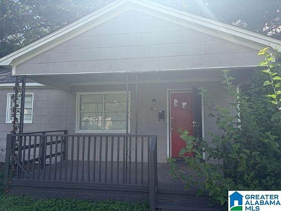 2nd image of 1252 18th Pl SW