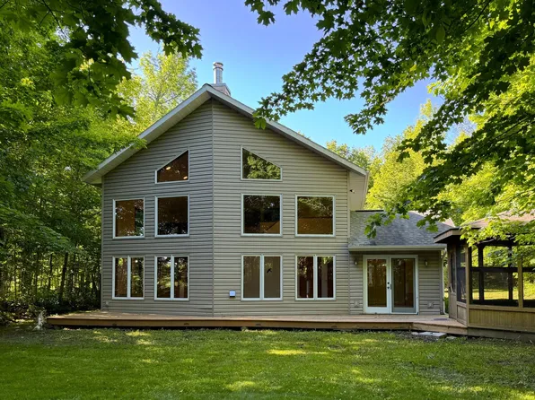 39862 Grove St, Palisade, MN 56469