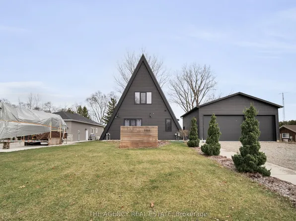 8464 Adams Ct, Lambton Shores, ON N0M 1T0