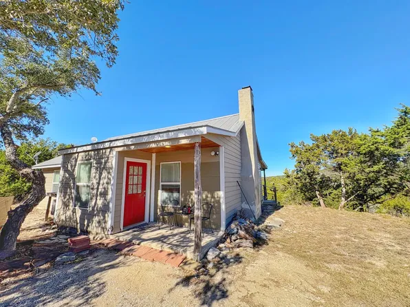 303 Frontier Ln, Bandera, TX 78003