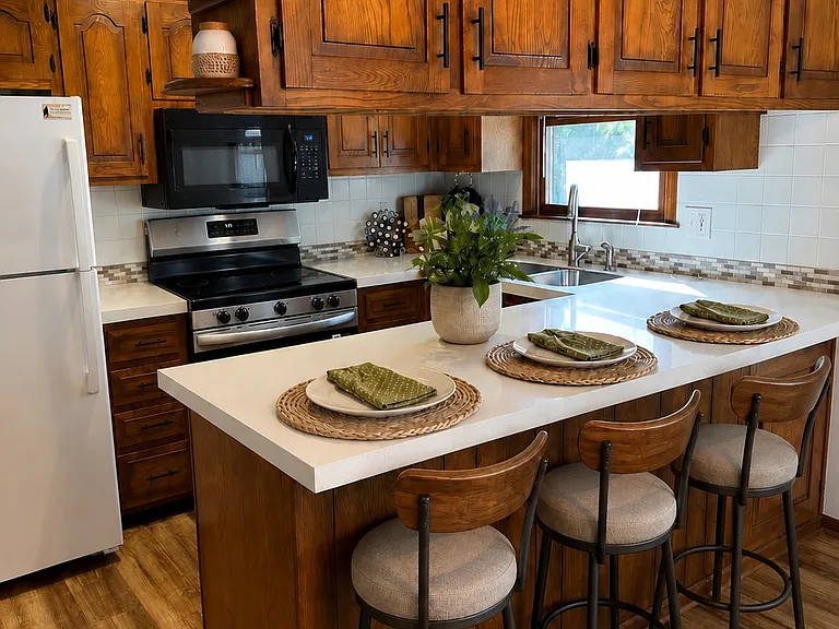 212 NW Highland Ln #212 — Photo 5