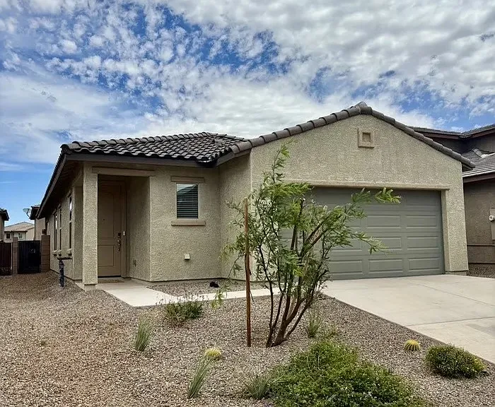 6948 W Jadewood Ln — Photo 1