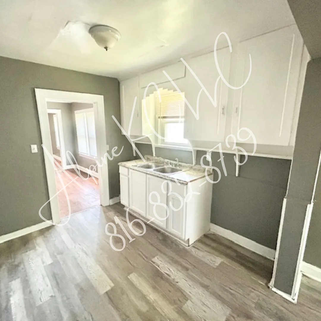 3 bed, 895 sqft, $975 — Photo 4