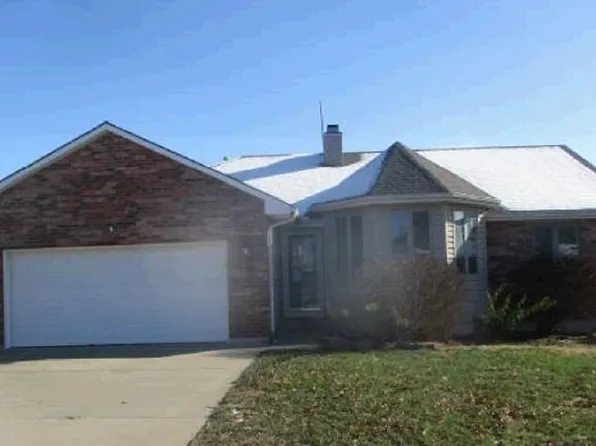 606 S Johnson Dr, Odessa, MO 64076