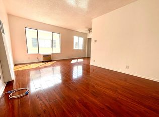 1054 N Vista St APT 6, West Hollywood, CA 90046
