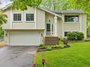 6617 Jonquil Way, Osseo, MN 55369