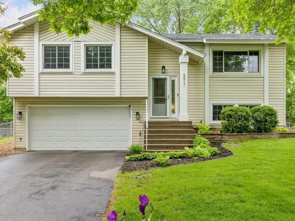 6617 Jonquil Way, Osseo, MN 55369