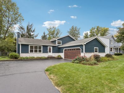 818 Bernadette Ln, Batavia, IL, 60510