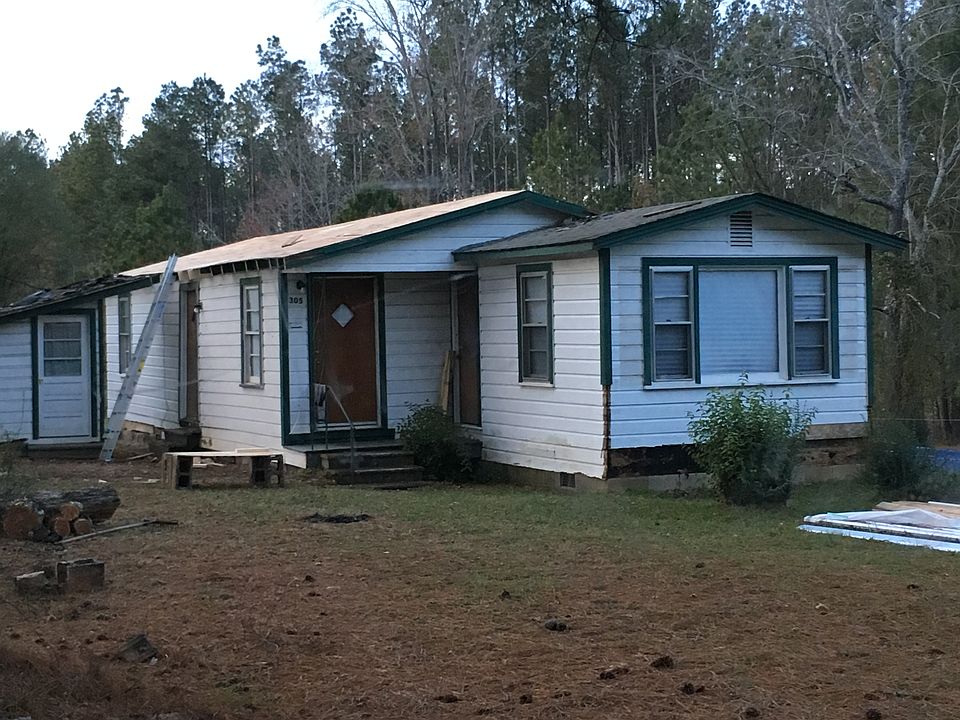 2nd image of 305 Dora Bush Hill Rd