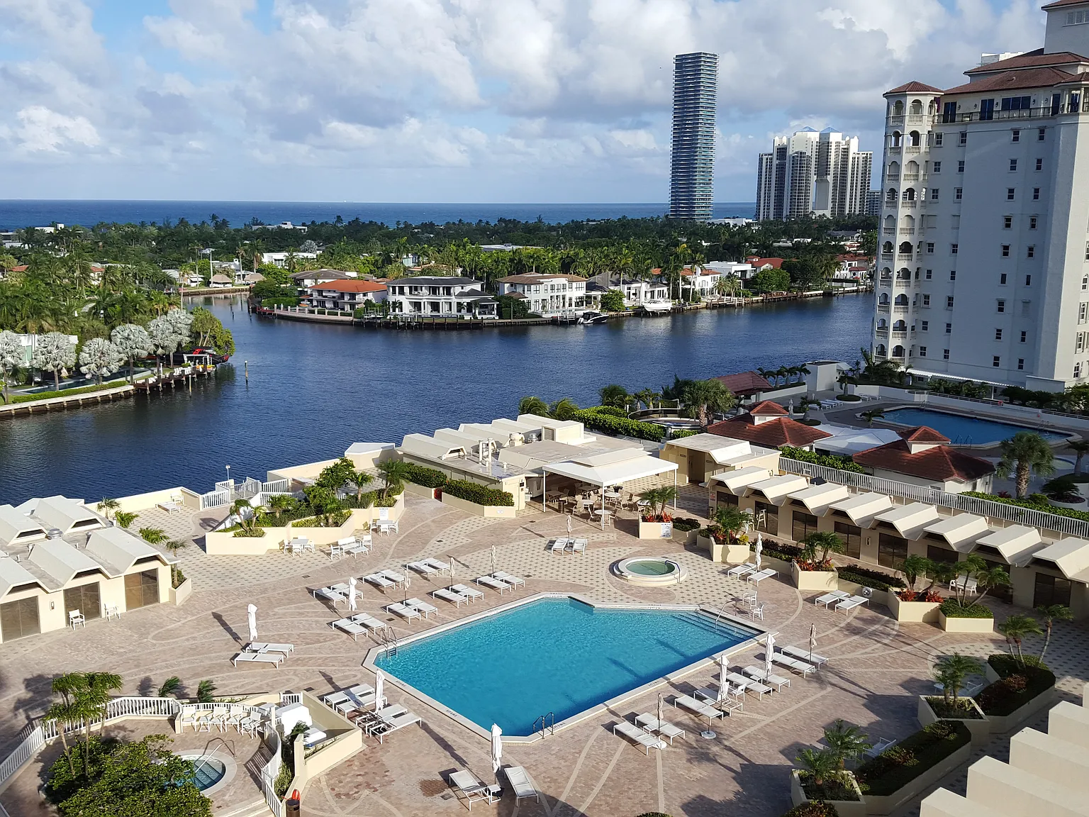 2 bed, 1500 sqft, $3,995 — Photo 1