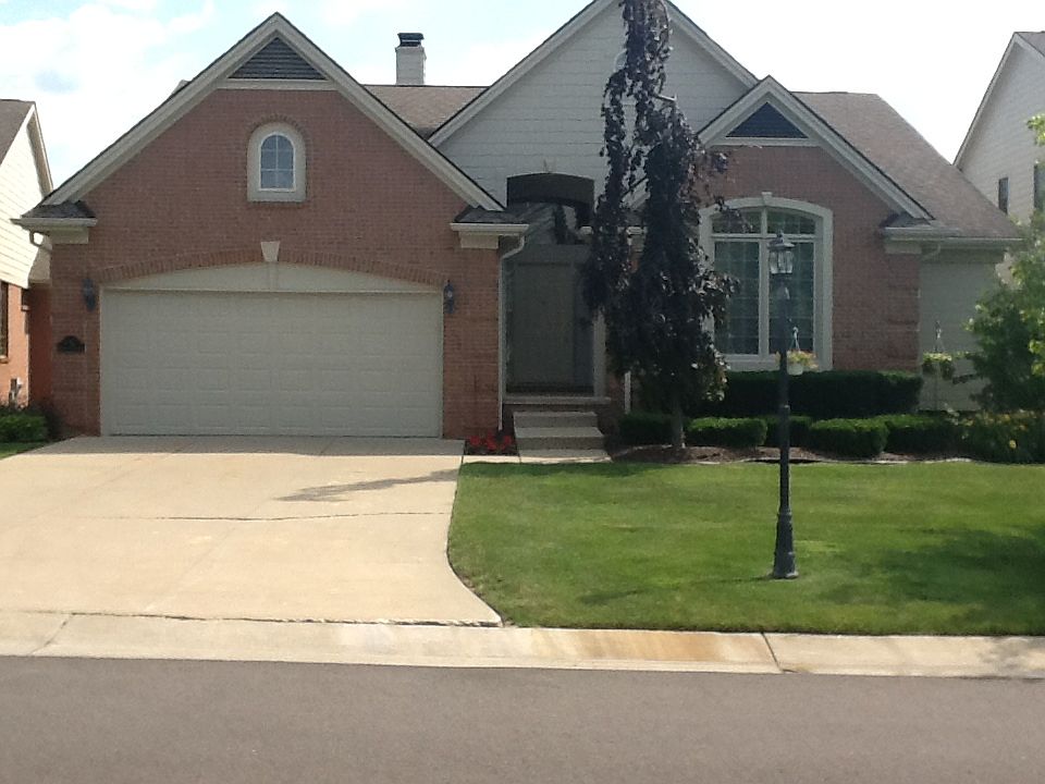 1st image of 47327 Hunters Park Dr #25