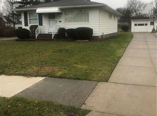 15213 Walvern Blvd, Maple Heights, OH 44137