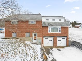 10 John St, Kirkwood, NY 13795