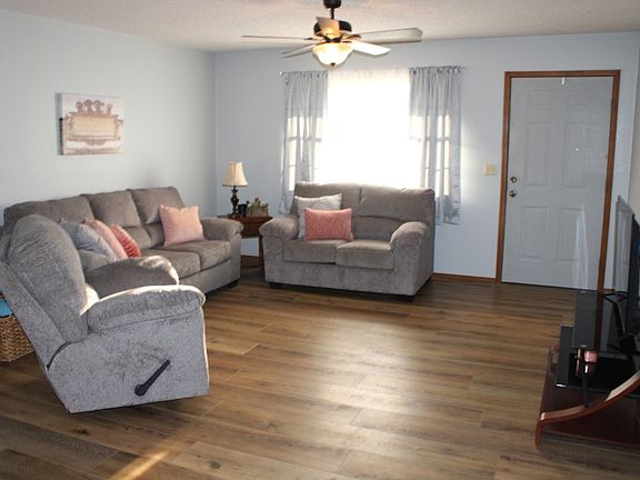 4th image of 121 Zinc Rd E