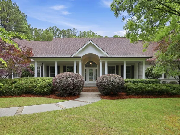 3609 Brackenridge Ln, Fuquay Varina, NC 27526
