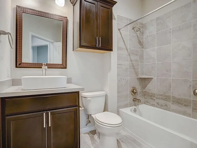 2714 Veranda Fls — Photo 21